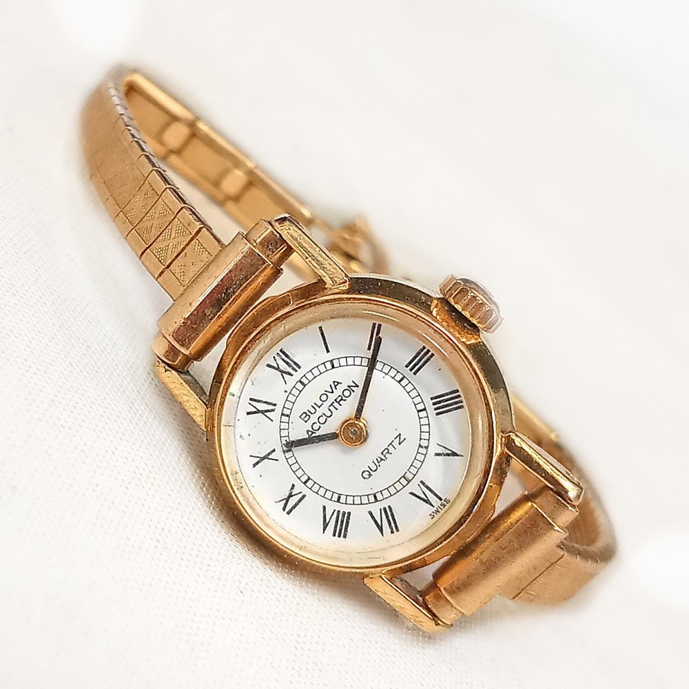 Vintage Bulova Accutron Swiss Quartz Watch 1980